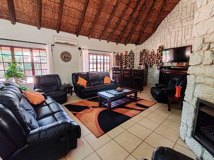 4 Bedroom Property for Sale in Van Der Hoff Park North West